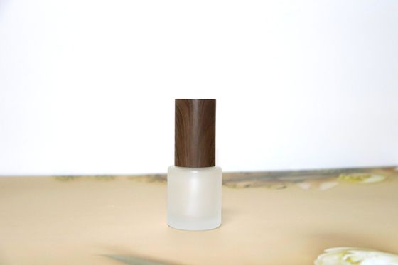 20 ml pustych powtórnie napełniających się słoików kosmetycznych ze szklaną zamrożoną z śrubą